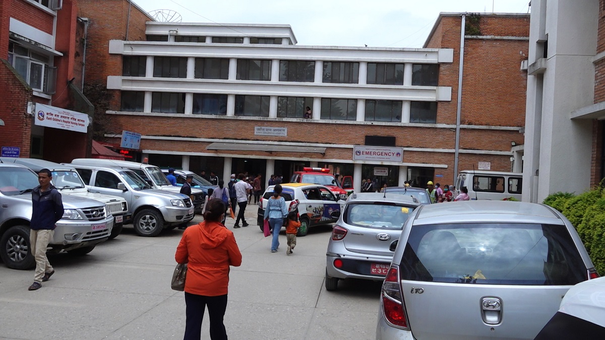 समयमै उपचार नपाएपछि कान्ति बाल अस्पतालमा ६ वर्षीय बालकको मृत्यु